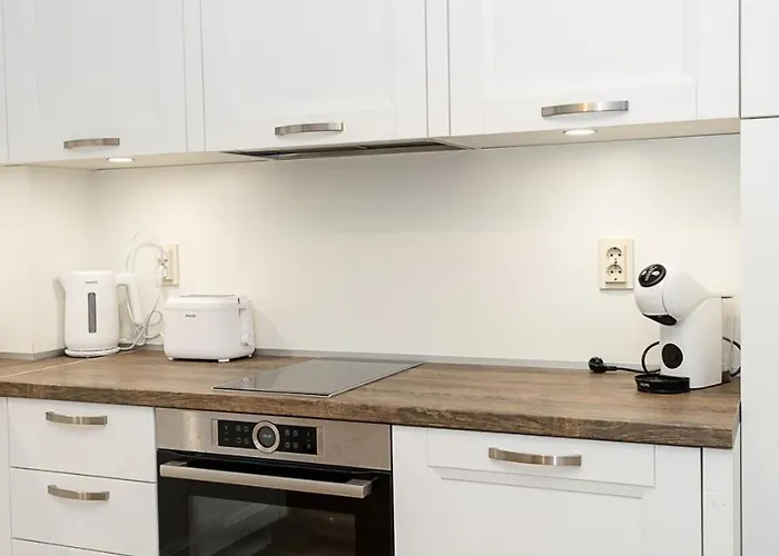 Stylish 1br Steps From Sea Garden I By Flat Mаnager Apartment *