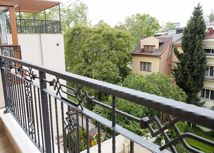 Stylish 1br Steps From Sea Garden I By Flat Mаnager Apartment Varna